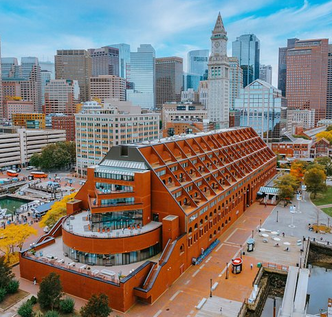Boston Airport to Marriott Long Wharf Transportation