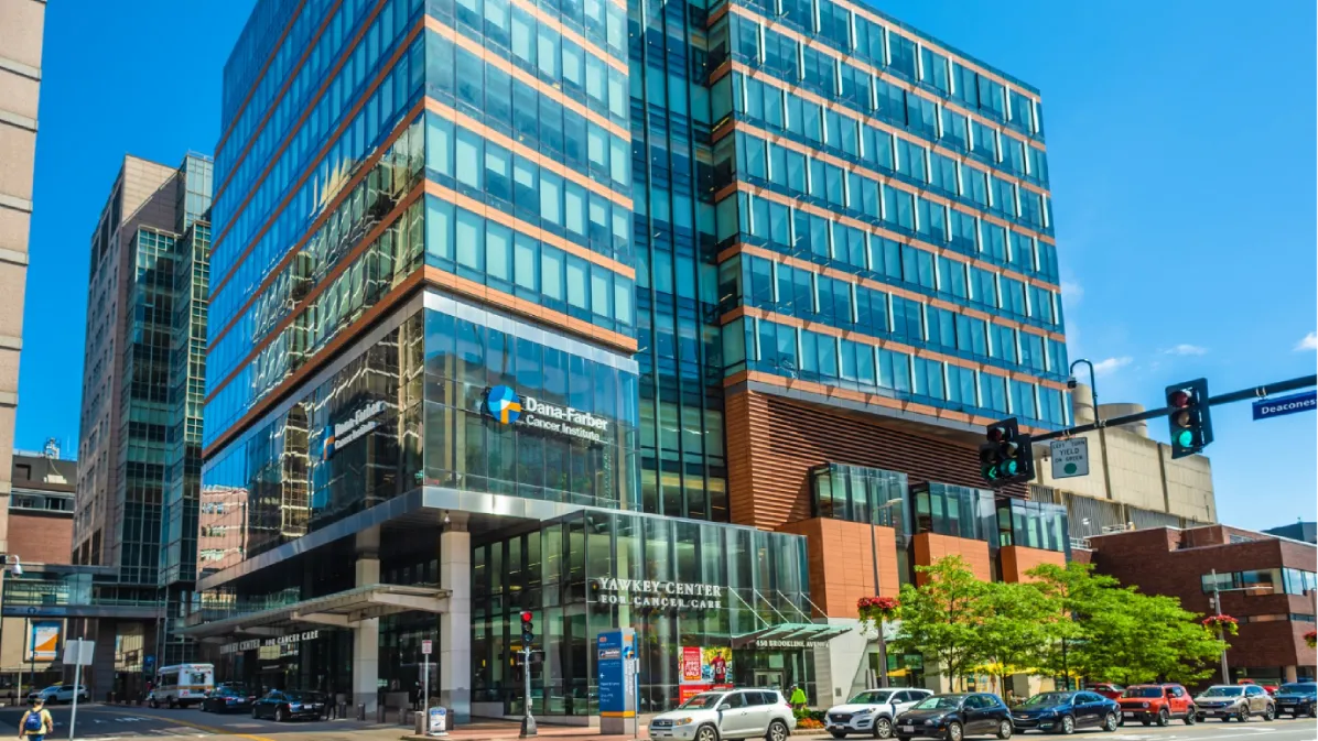 Read more about the article Dana Farber Shuttle Service | Reliable & Comfortable Transportation for Patients and Families
