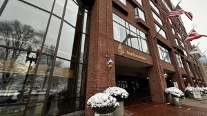 Read more about the article Transportation From Logan Airport To Four Seasons Hotel Boston