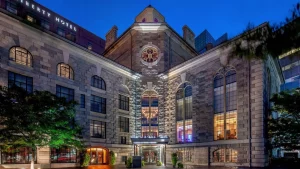 Read more about the article Private Transfers from Logan Airport to The Liberty Hotel Boston