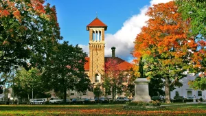 Read more about the article Car Service Clinton MA – Luxury & Reliable Transportation